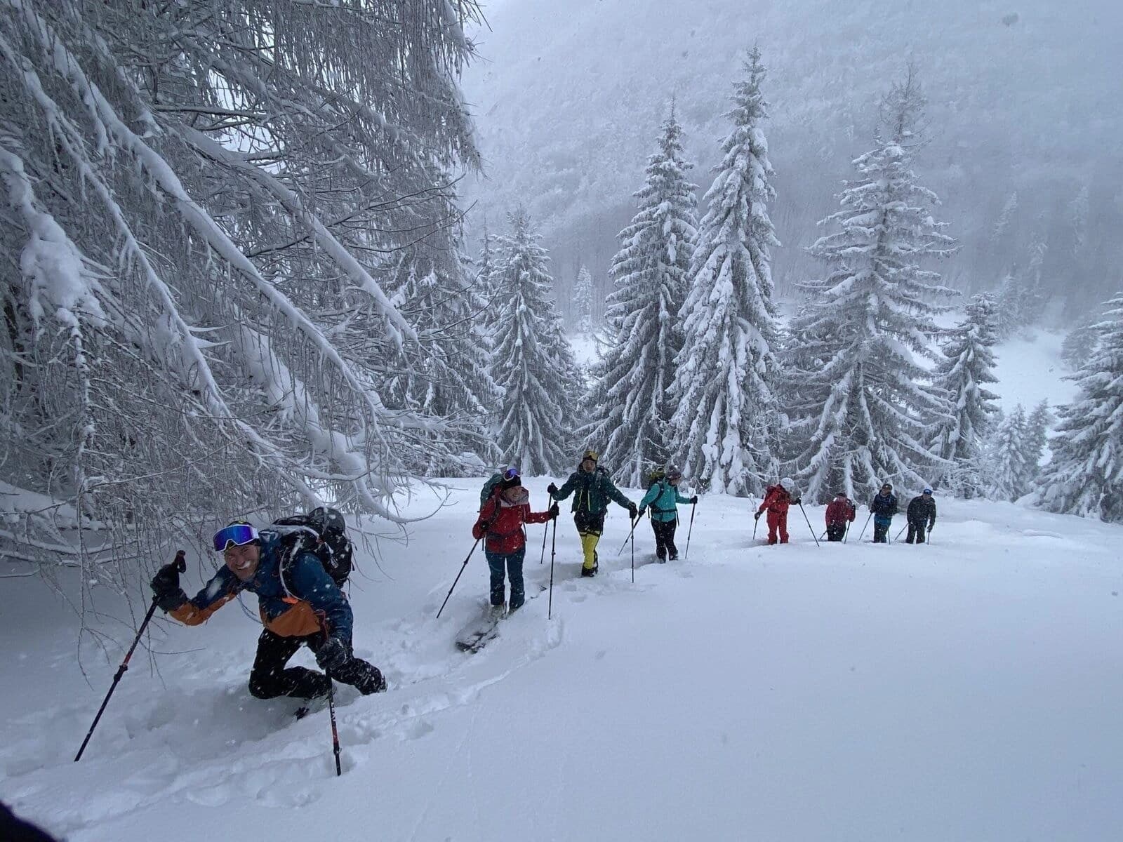 imgi_53_horsky-pruvodce-a-skialpovy-instruktor-vaclav-stanicek-skialpovy-vikend_Mala-Fatra_2023-scaled